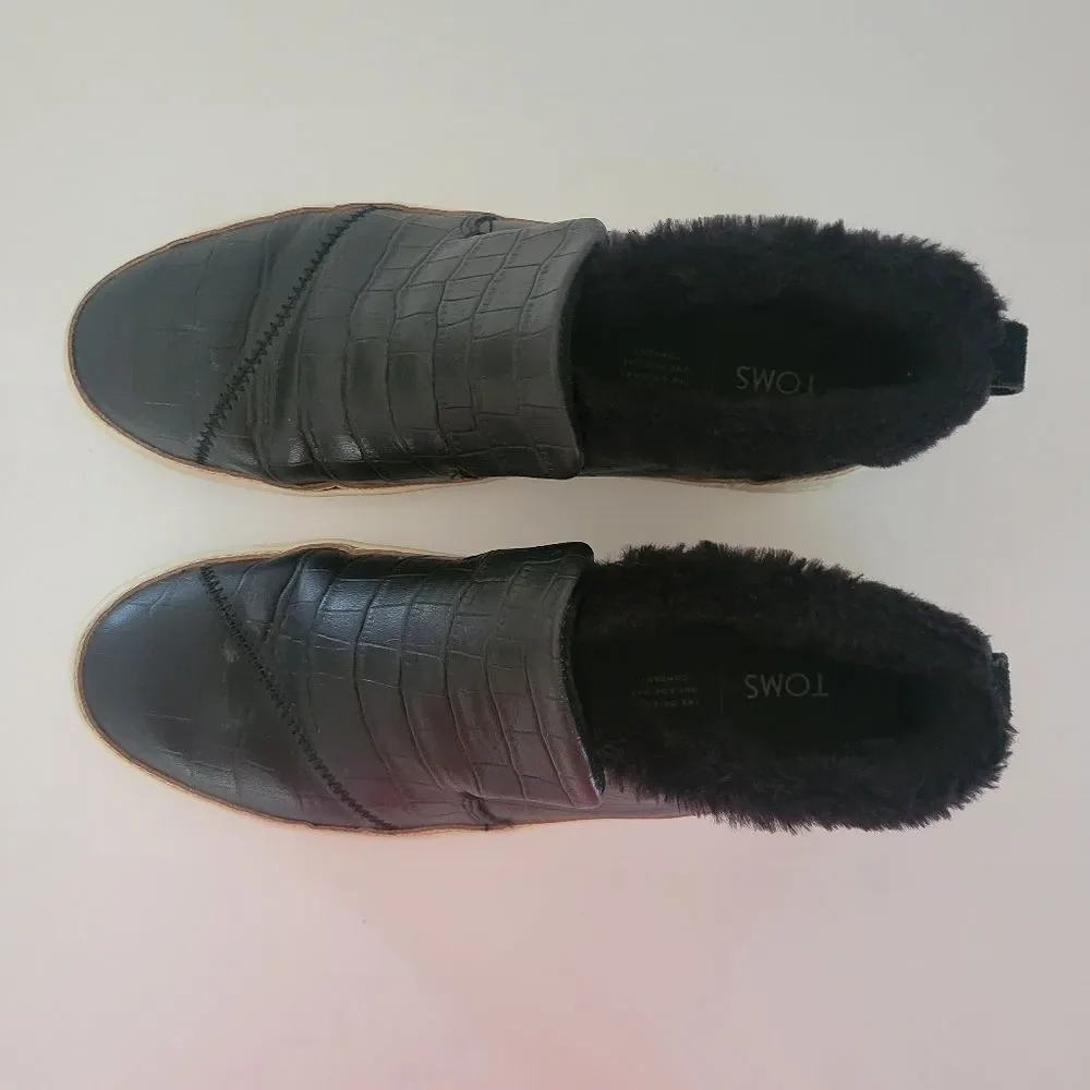 TOMS Paxton Black Croc Embossed Leather Faux Fur Lined Slip-on Sneakers